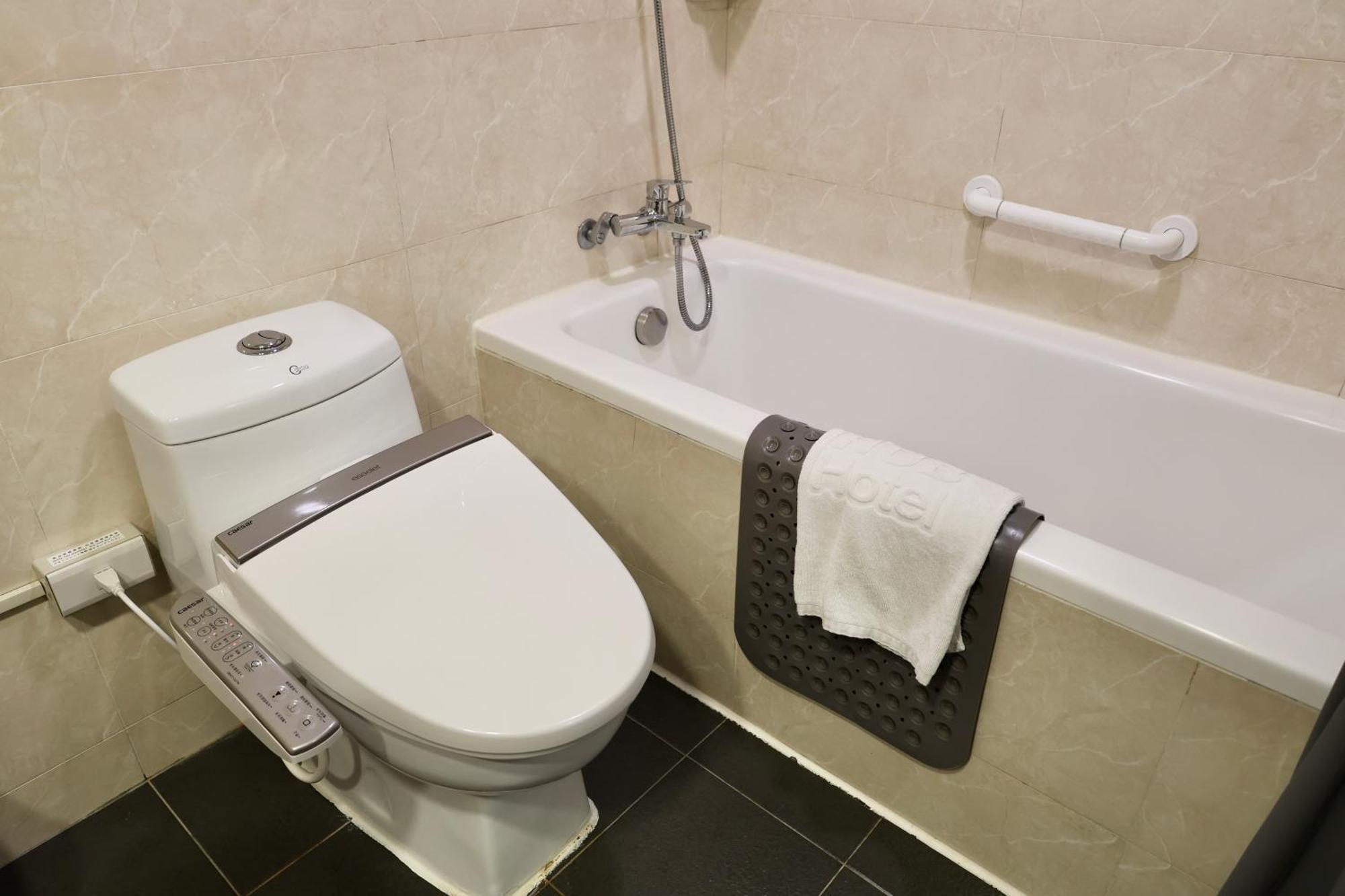 Hub Hotel - Zhongshan Branch Taipei Luaran gambar