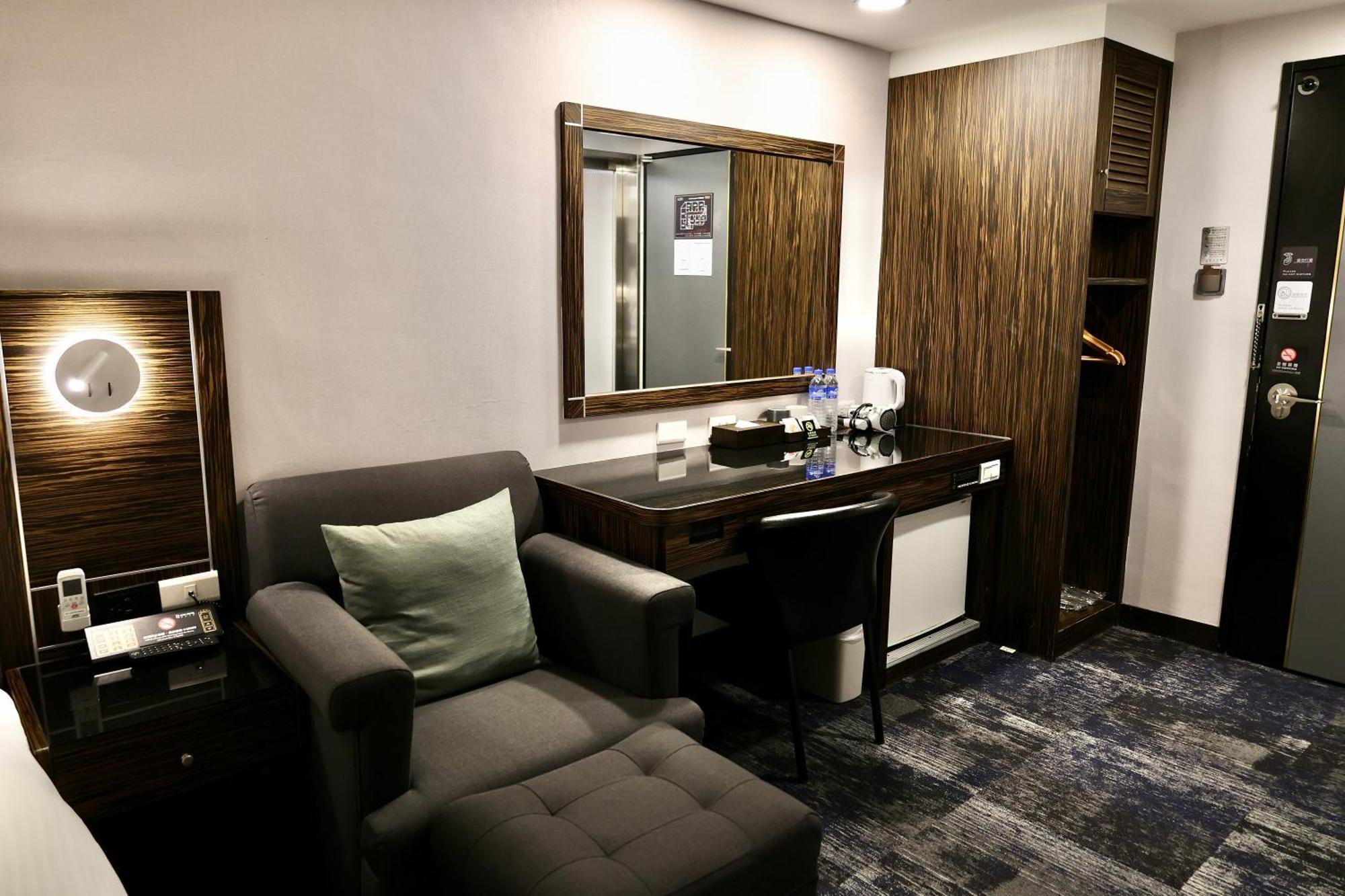 Hub Hotel - Zhongshan Branch Taipei Luaran gambar