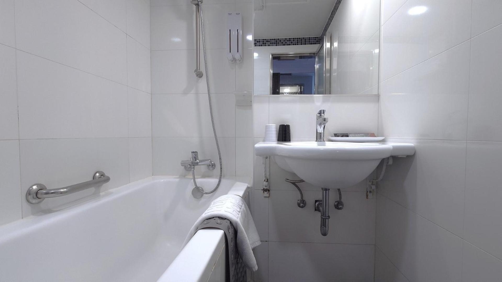 Hub Hotel - Zhongshan Branch Taipei Luaran gambar